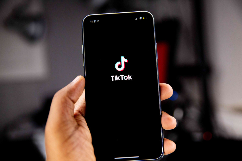 9 Cara Untuk Menjadi Content Creator TikTok yang Wajib Kamu Ketahui | TopKarir.com